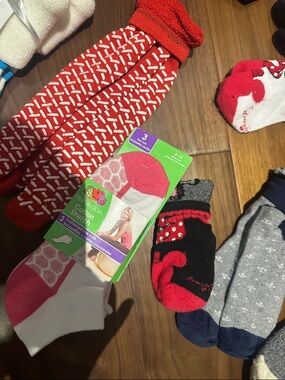 Set of 21 socks. Men’s and woman’s variety. Various brands.